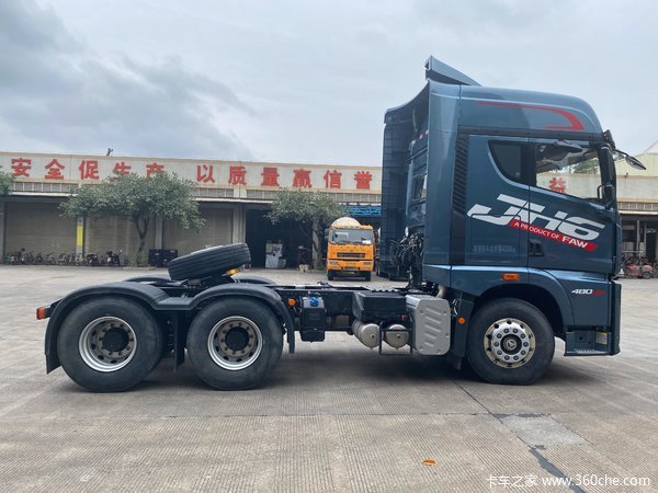 JH6 480 6*4牵引车 交一万抵三万