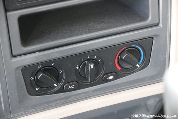 热门车型优惠促销,进店享好礼,现金直降0.5万元