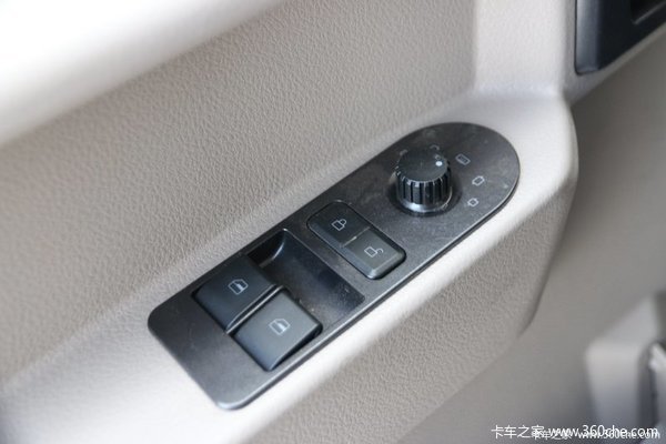 热门车型优惠促销,进店享好礼,现金直降0.5万元