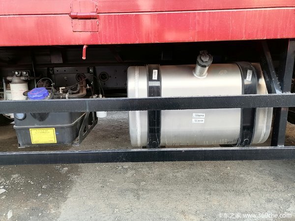 中国重汽HOWO轻卡载货车,优惠来袭!!
