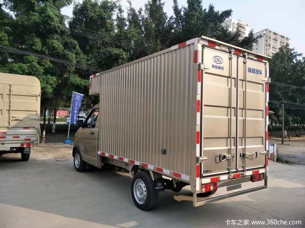 新车到店 南骏瑞帅旗舰版单排2.9米厢车带侧门火热促销中