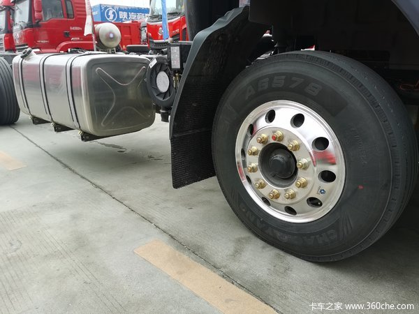 马力可飙升到260乘龙H5重新定义6米8。欢迎光临品鉴购车