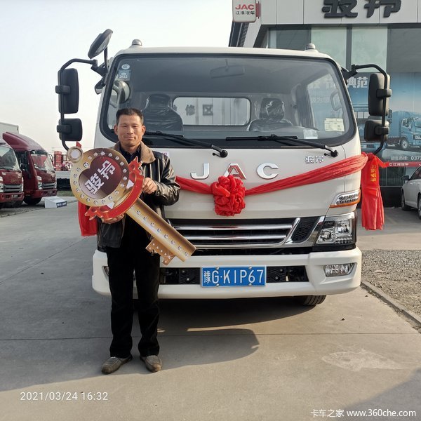 恭喜李老板 喜提爱车江淮骏铃V6载货车