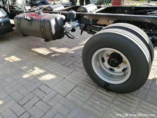 解放虎vn潍柴110动力130后桥2年免费施救欢迎来店垂询