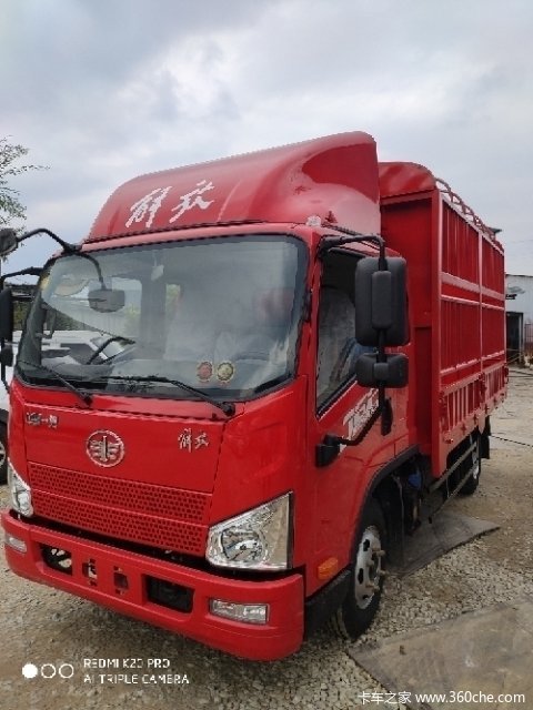 一汽解放大理恒泰店购j6f130马力国五不烧尿素优惠3000元