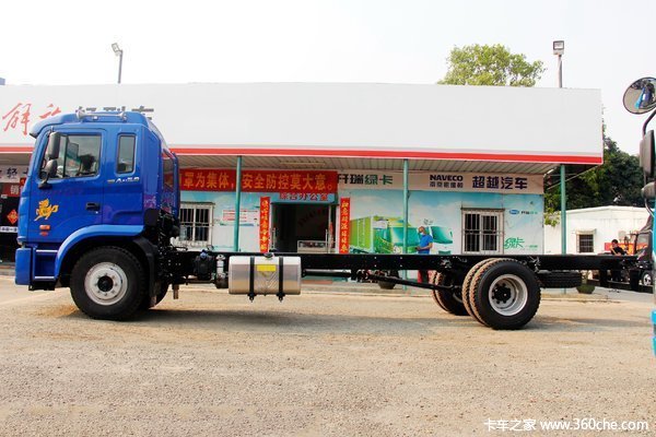 江淮 格尔发A5LIII 200马力 4X2 7.8米厢式载货车