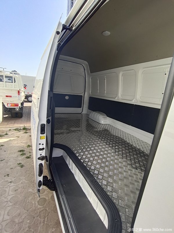 福田风景智蓝电动面包货封闭厢货太原市火热促销中 让利高达0.6万