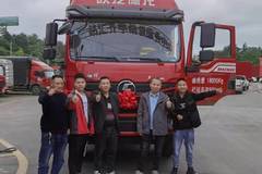 1台德龙L3000载货车成功交付客户