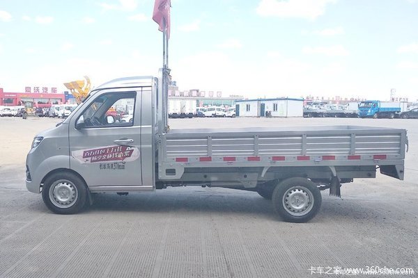 金杯T30载货车唐山市火热促销中 让利高达0.8万