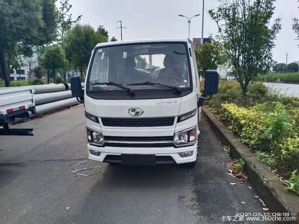 上汽跃进国六小福星全柴车系到货了，欢迎新老客户进店咨询