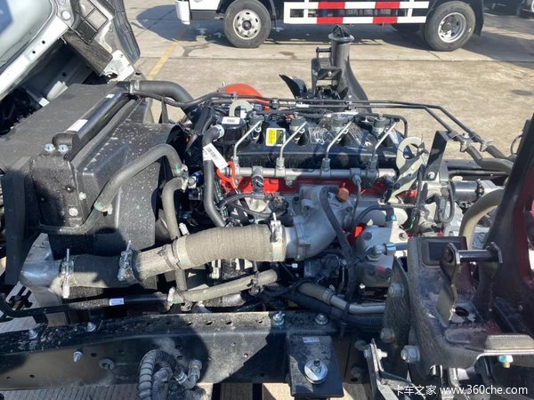 江淮帅铃Q6,红色自动挡1台,手快有手慢无