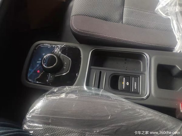 航如实业国六快运版优惠0.8万9.2万起2.8排量