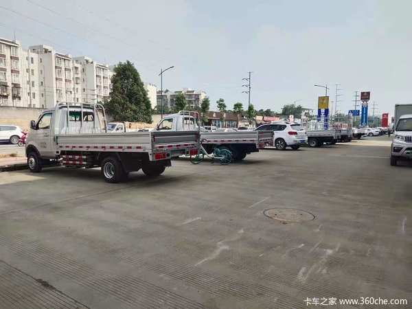 限行政策已落地 ，看车购车忙不停 ！