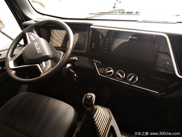 五十铃宽体轻卡翼放es7曲靖新吉盛综合优惠达01万