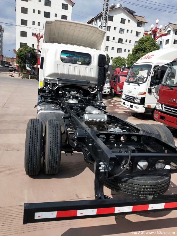 优惠0.99万 楚雄彝族自治州骏铃A8载货车火热促销中