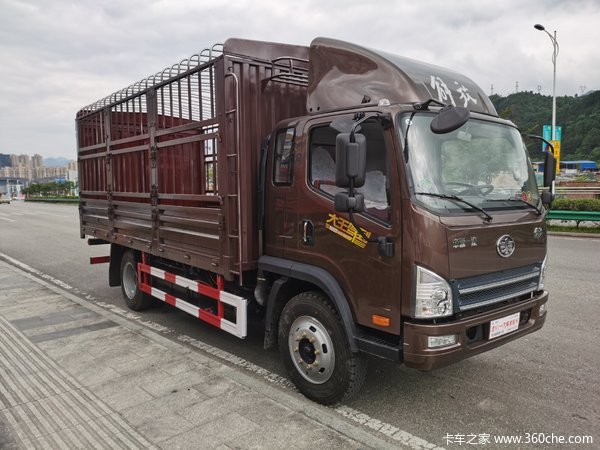 国六版大王驾到全新亮相一汽解放黔南鑫勇强诚邀试车