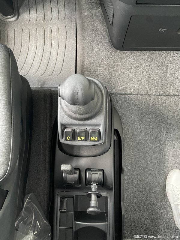 优惠0.5万 沈阳市SITRAK G7牵引车火热促销中