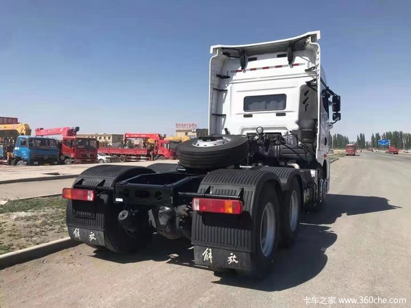 购买解放JH6 480马力牵引车 限时优惠一万元