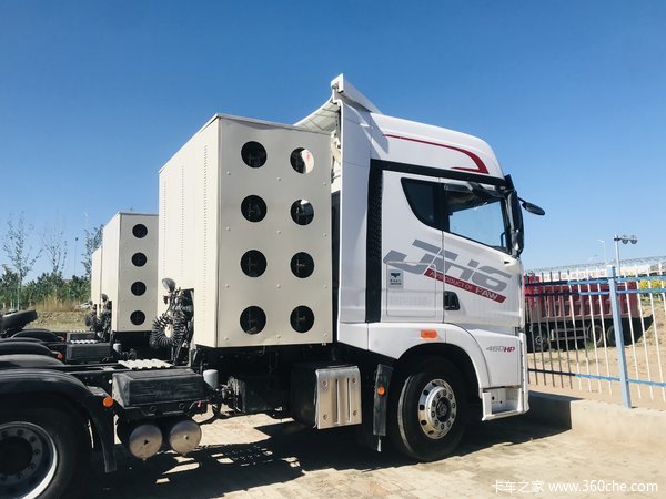 购买解放JH6 CNG牵引车 限时优惠一万元