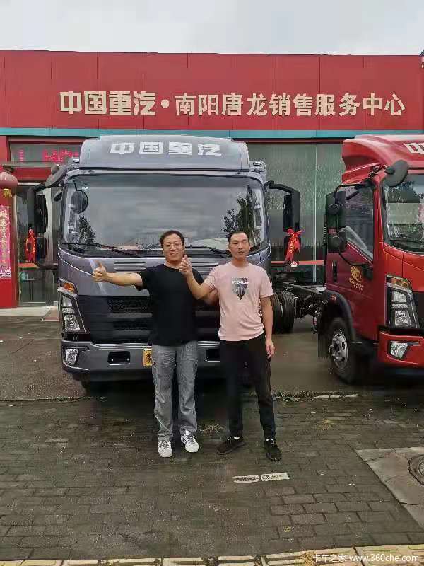 恭喜徐老板喜提爱车一辆，加入重汽大家庭，祝您用车愉快