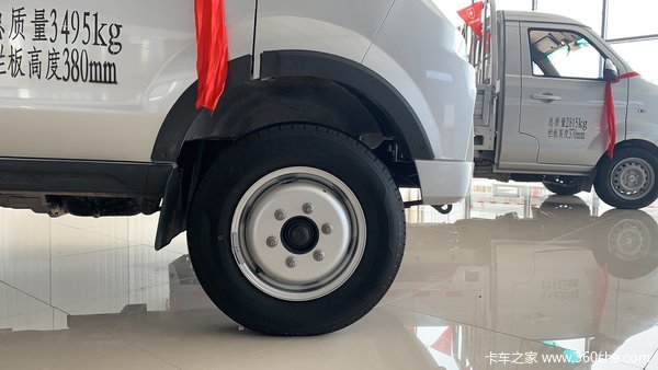 鑫卡T50货车限时促销中 优惠0.4万
