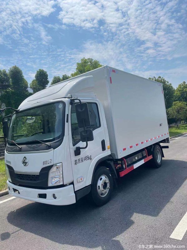 乘龙l2轻卡中的佼佼者高效经济可靠