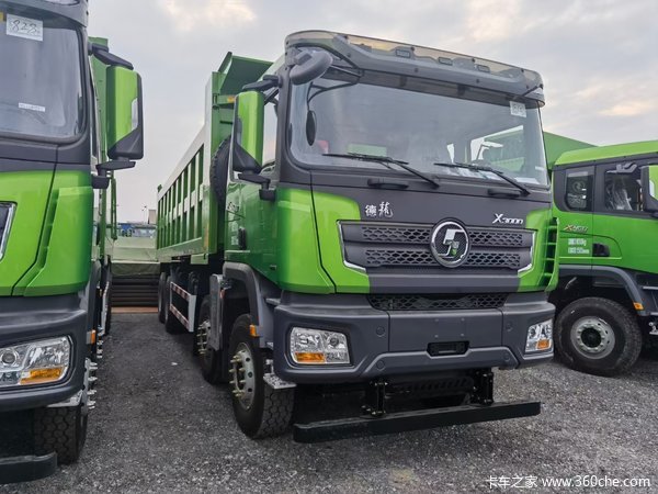 x3000 550马力 8米自卸车车舒适性以及出勤率都非常有优势