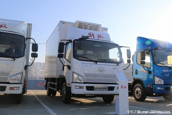 解放 J6F 160马力 4.16米冷藏车 郴州亚泽大放价促销