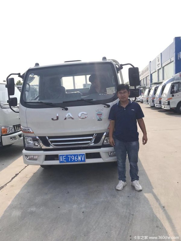 恭喜常老板 喜提骏铃V5载货车-新东胜