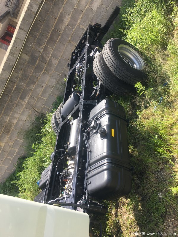 奥铃捷运新车到店。1695车身2800轴距,欢迎新老客户前来选购