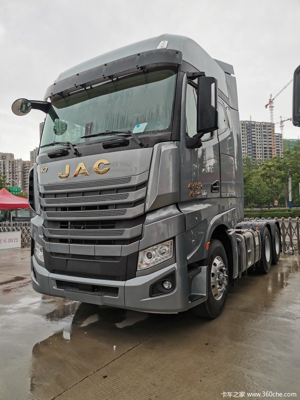 格尔发k7牵引车安徽省阜阳市火热促销中让利高达3万