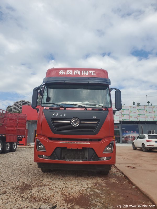 新车到店昆明市东风天龙kl载货车仅需3888万元