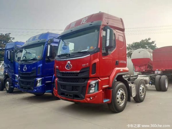 东风柳汽 乘龙H5中卡 260马力 4X2 6.8米仓栅式载货