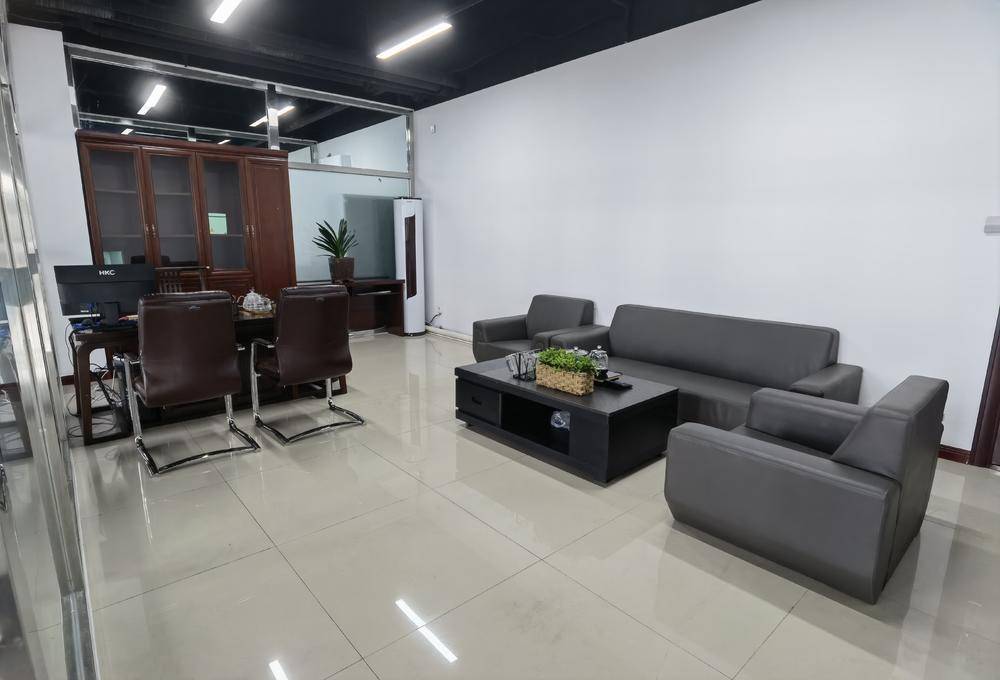 ��ɽ���ʻ������������޹�˾