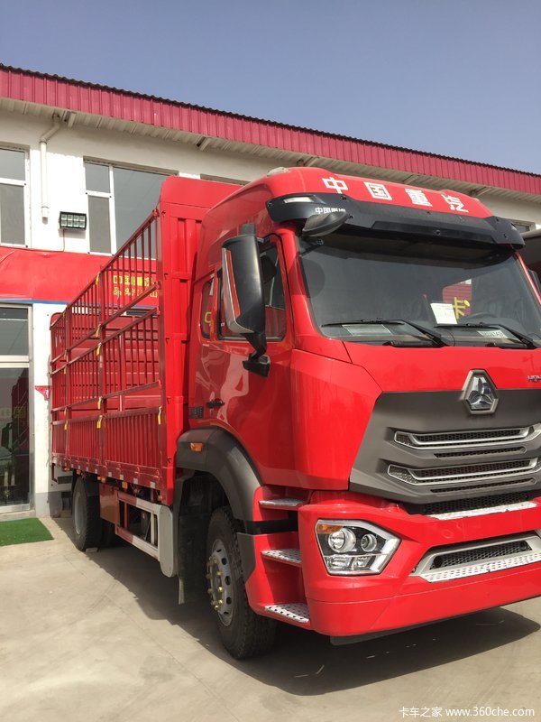 还剩两台国五6.2米载货车,喜欢的朋友们请联系热线