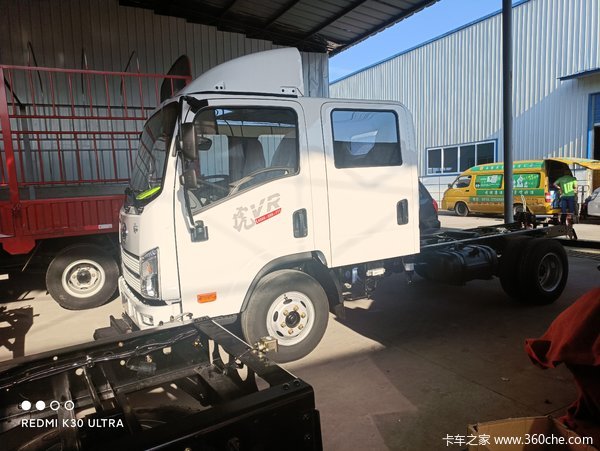 ������VR˫�ţ����ϰס��ϴ����ɫ��䣬����ǰ��