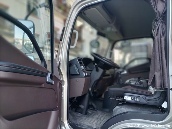领途,征途路上必不可少的小车,自带高级感,喜欢的抢先下手吧。