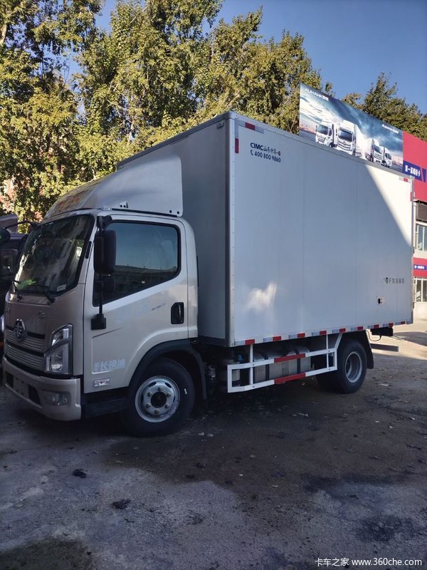 领途,征途路上必不可少的小车,自带高级感,喜欢的抢先下手吧。