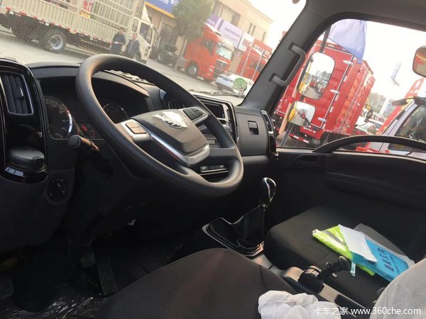 徐州中顺 解放轻卡--虎VR双排驾驶室新鲜到店,欢迎进店试乘试驾