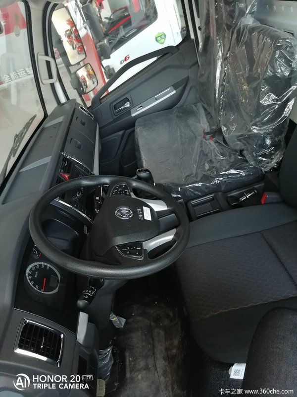 多利卡D6载货车限时促销中 优惠0.7万