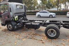 陕汽轩德 翼9 ，云内发动机，150马力，多片簧，