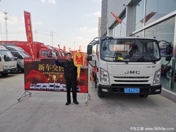 恭喜高老板 喜提凯运蓝鲸载货车,江铃汽车常州总代理为您服务
