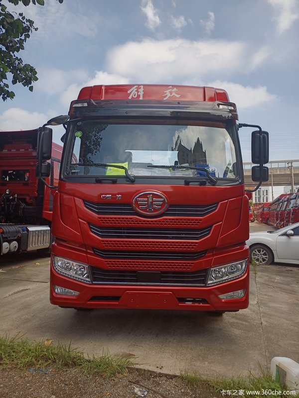 青岛解放六缸龙VH2.0带液缓载货车限时促销中 优惠1.5万