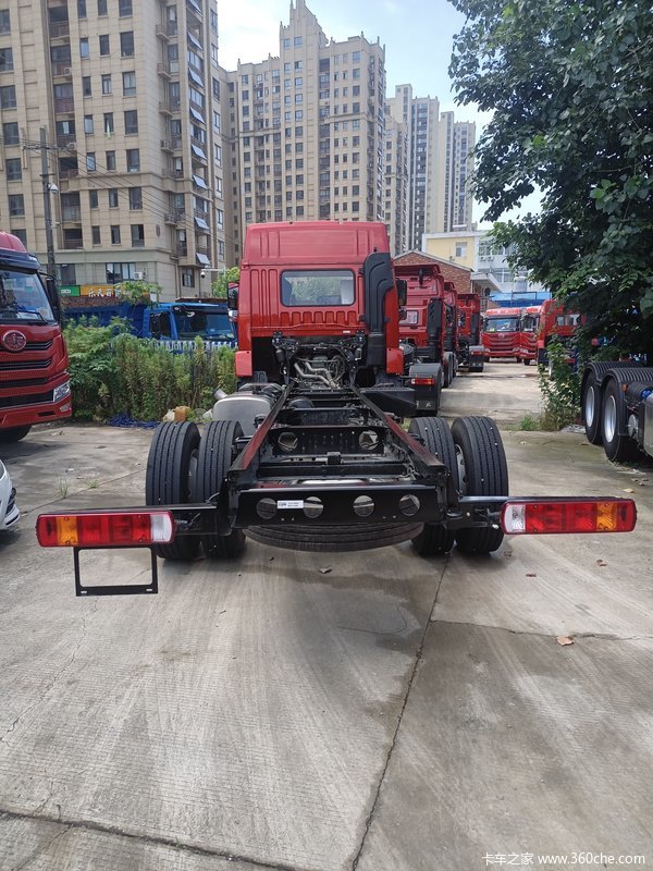 青岛解放六缸龙VH2.0带液缓载货车限时促销中 优惠1.5万