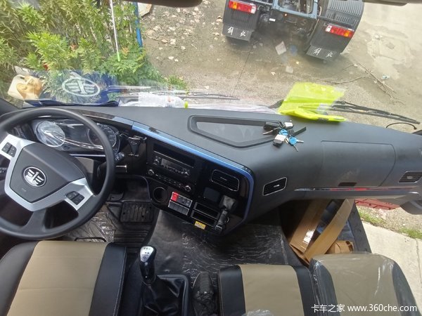 青岛解放六缸龙VH2.0带液缓载货车限时促销中 优惠1.5万