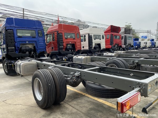 广州安重 HOWO TX5 220马力 载货车火热促销中