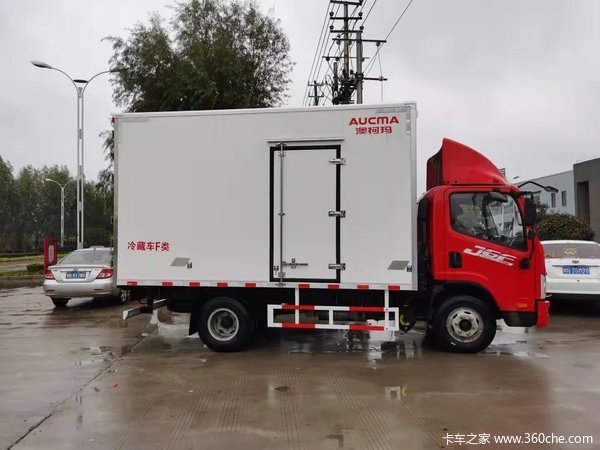 解放 J6F 160马力 4X2 4.13米冷藏车