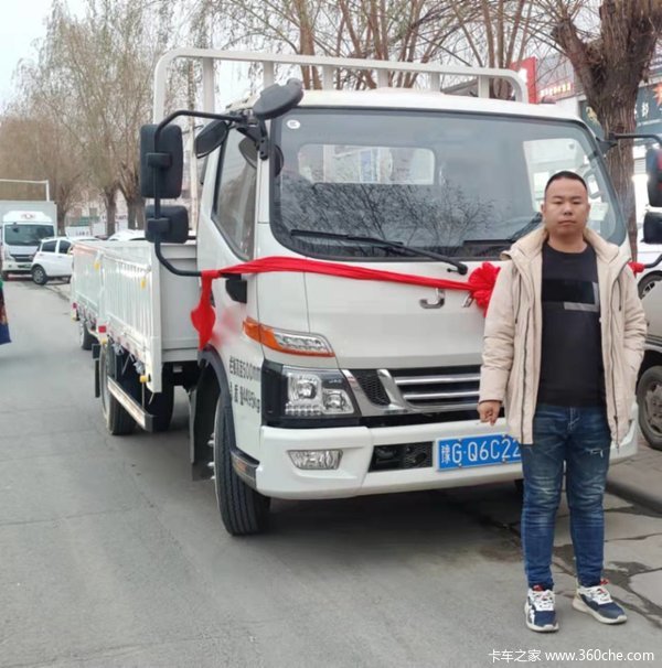恭喜河南路得福轮胎有限公司 喜提骏铃V6载货车