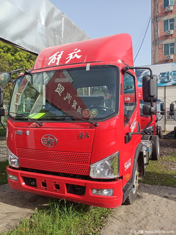 主推车型J6F，益阳鸿发汽贸新年大优惠，欢迎到店咨询