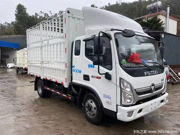 大理雄翔恭喜杨老板吉日喜提奥铃捷运 祝杨老板车门一关 一路平安